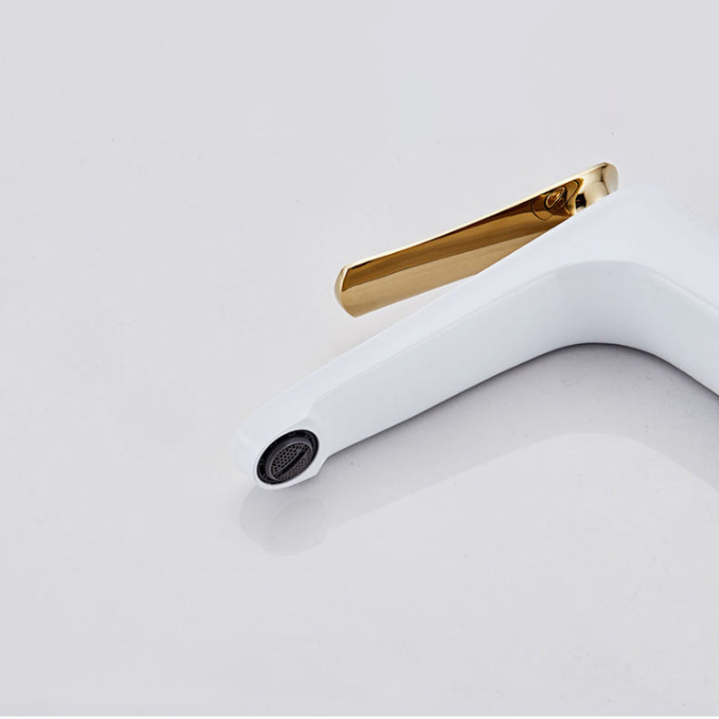 Single Handle Bathroom Faucet Round Brass Sink Mixer Tap