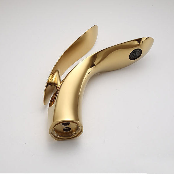 Classic Brass Single Hole Basin Faucet for Bathroom Sink