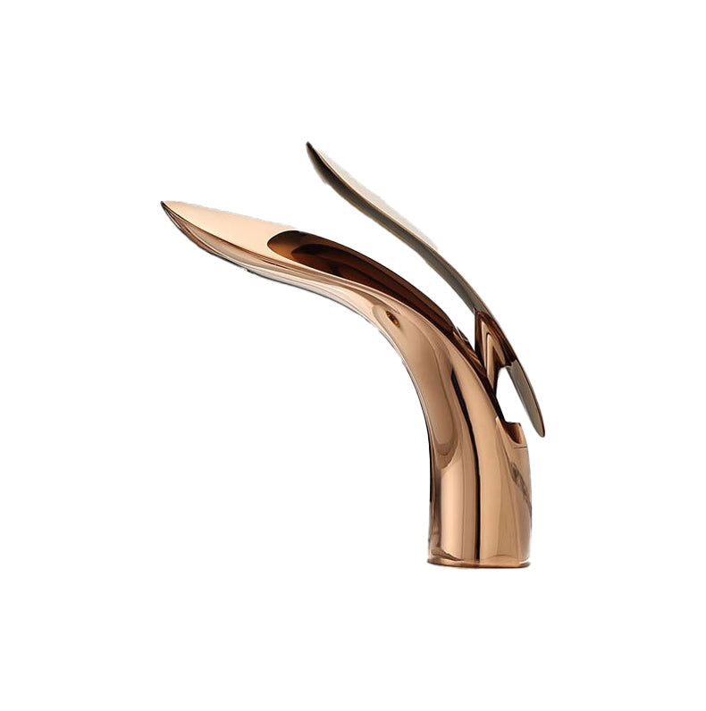 Classic Brass Single Hole Basin Faucet for Bathroom Sink