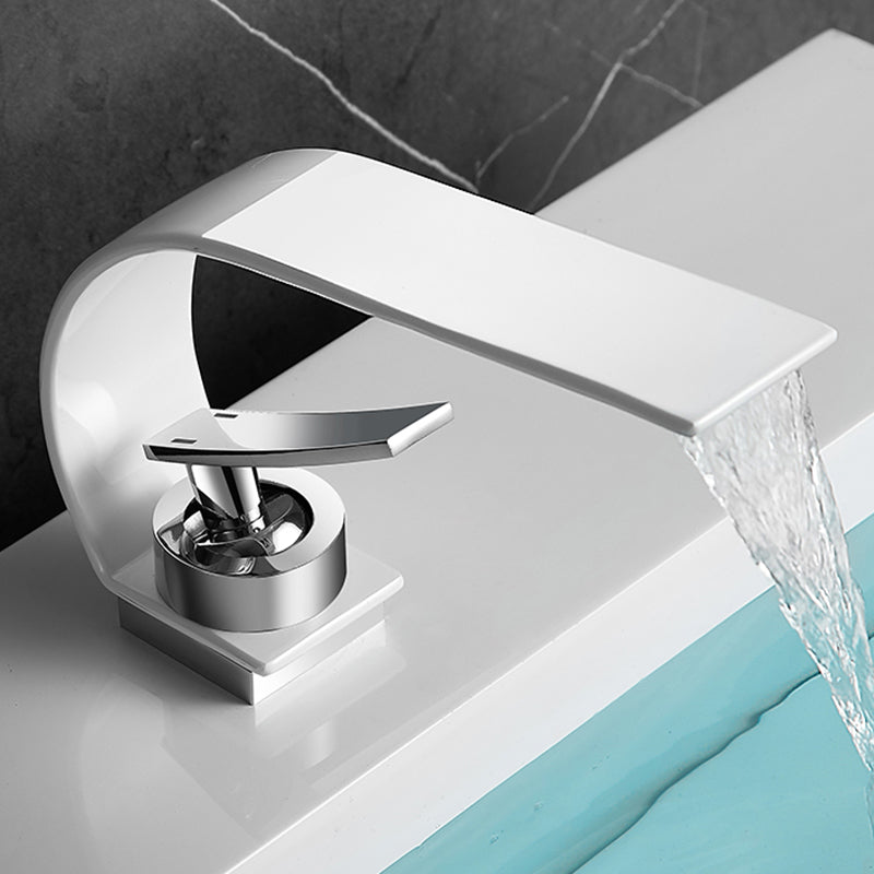 Contemporary Chrome Widespread Bathroom Sink Faucet