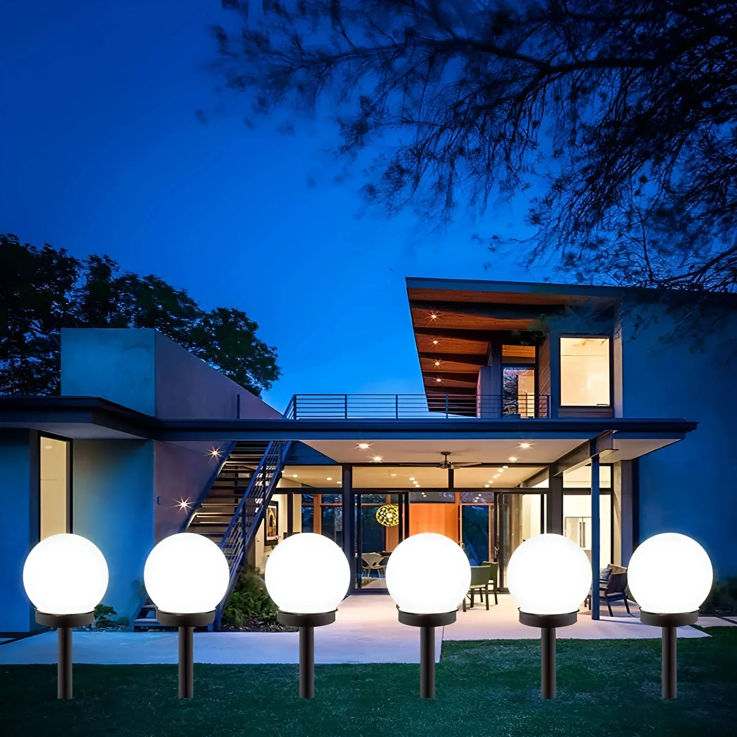 Outdoor Garden Solar Powered Lights Set