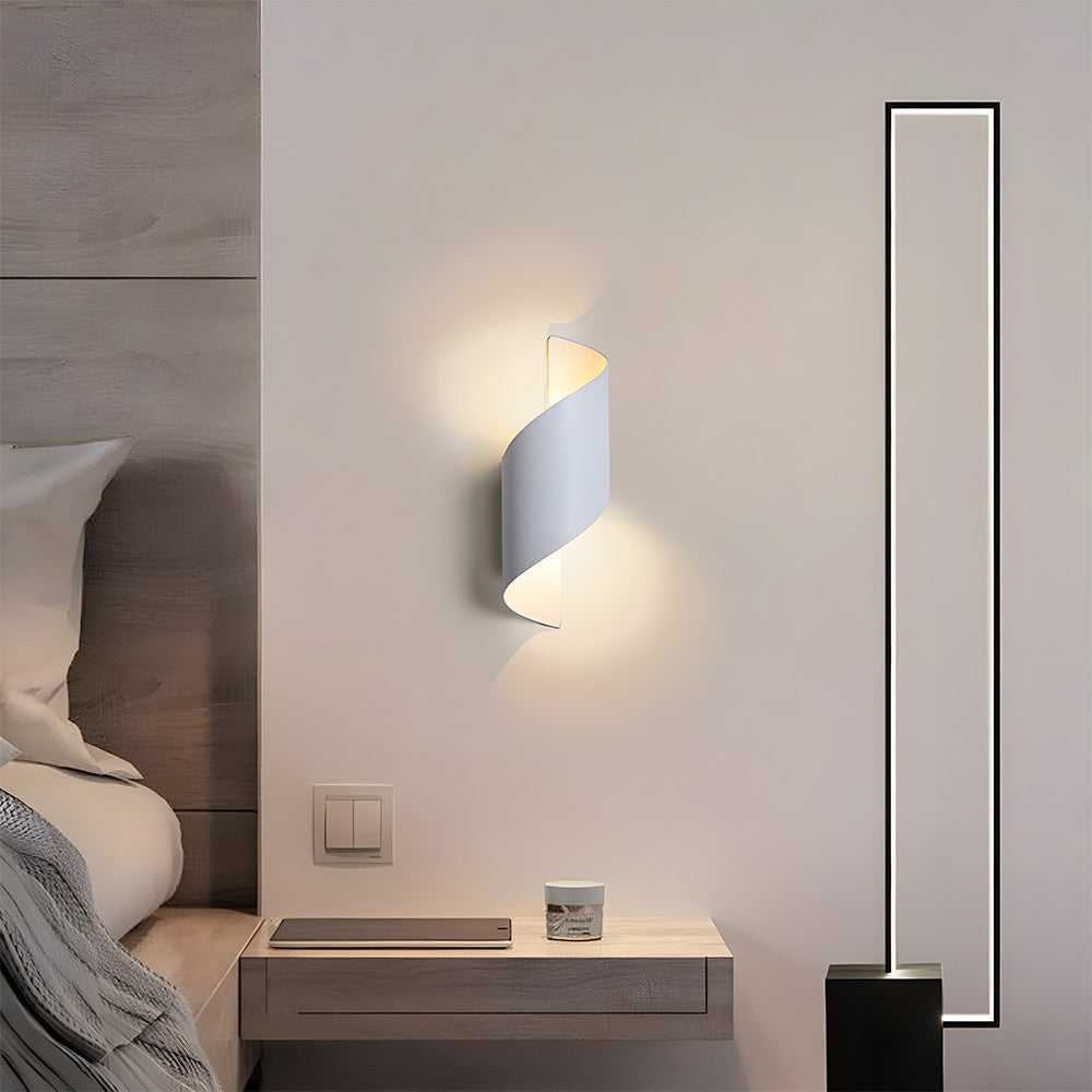 Sleek Metal LED Wall Light