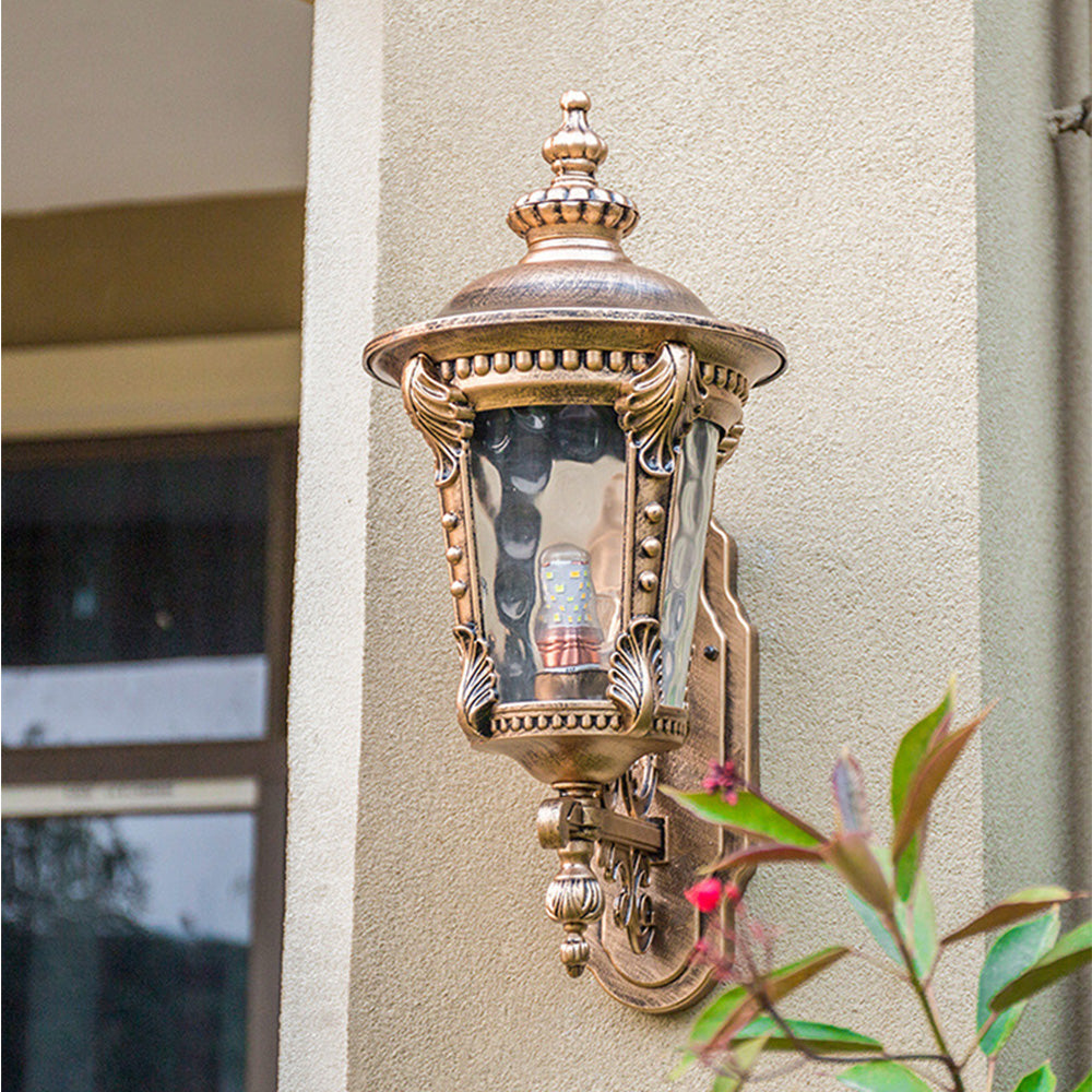 Classic Metal Exterior Wall Light