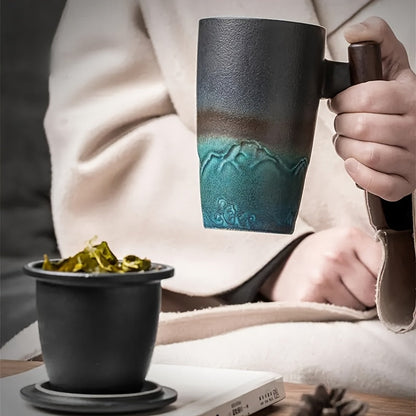 Vintage Tea Infuser Mug with Wooden Grip