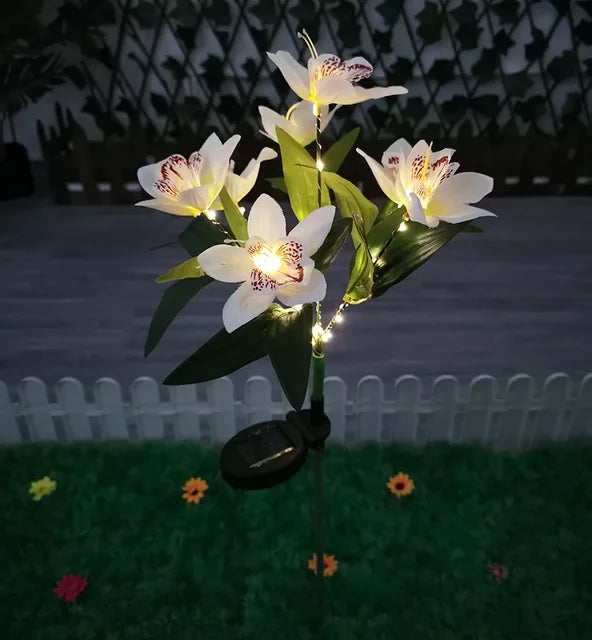 Garden Solar Powered Lamp with 7 Petals