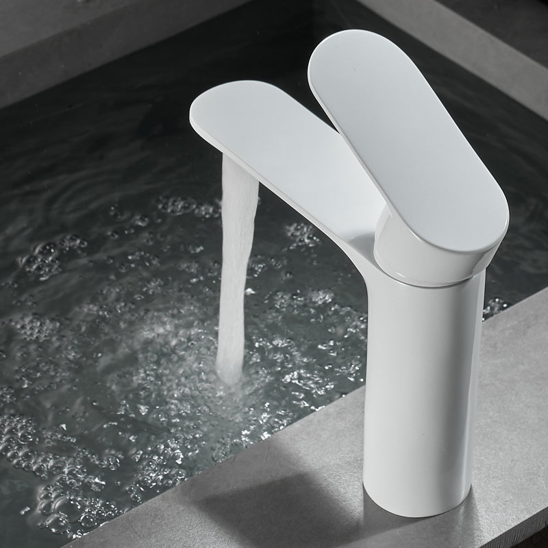 Modern Single Handle Brass Bathroom Sink Faucet