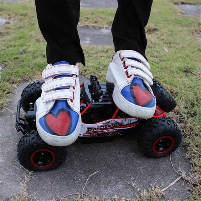 Powerful 4WD RC Offroad Truck