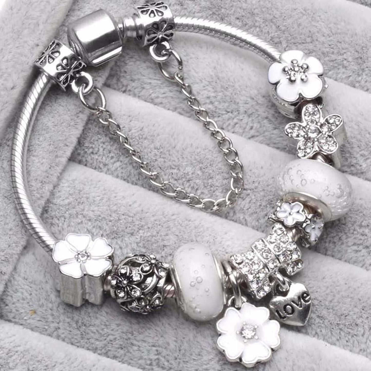Beautiful Flower Charm Bracelet Gift