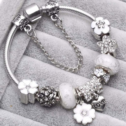 Beautiful Flower Charm Bracelet Gift