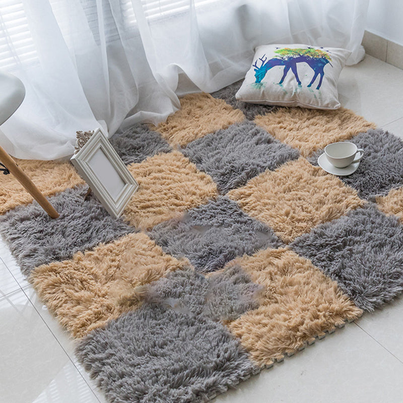 Soft Plush Bedroom Carpet Tiles Stain Resistant Squares