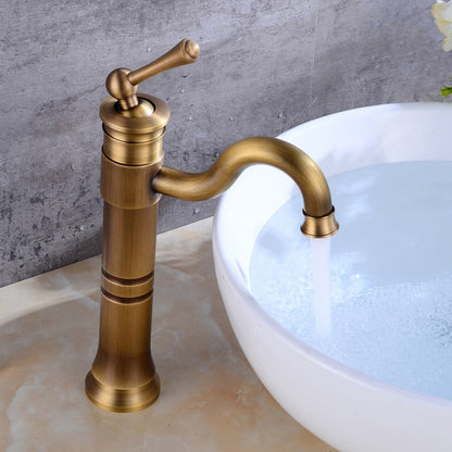 Stylish Single Handle Kitchen Faucet with Rotating Spout