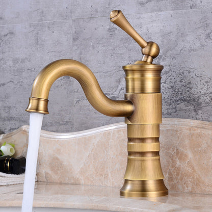Stylish Single Handle Kitchen Faucet with Rotating Spout