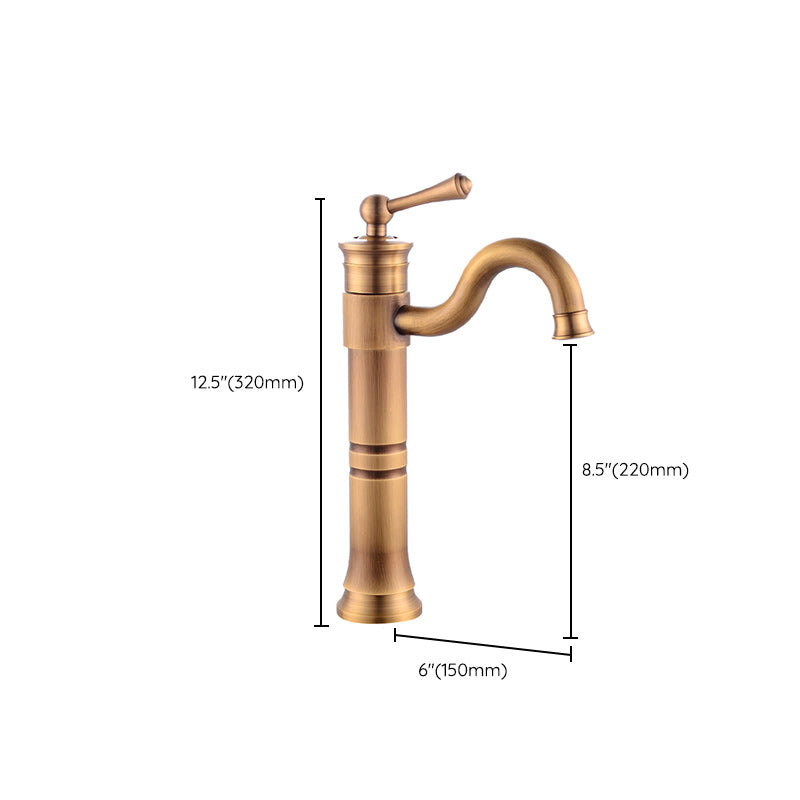 Stylish Single Handle Kitchen Faucet with Rotating Spout