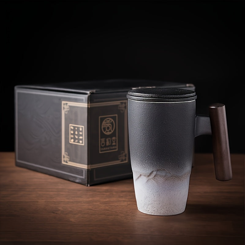 Vintage Tea Infuser Mug with Wooden Grip