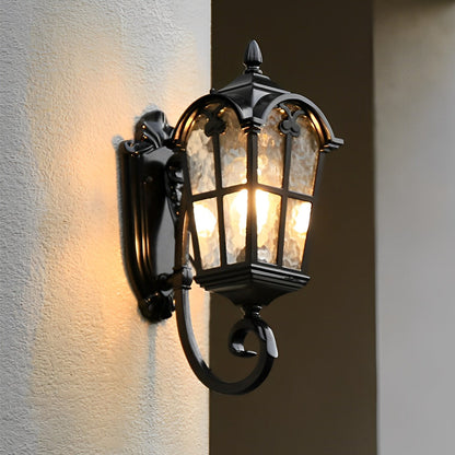 Classic Metal Weatherproof Outdoor Wall Light Fixture