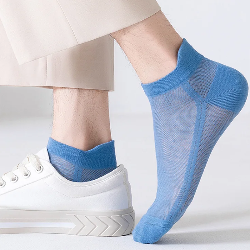 Noxord | Thin Grip Socks with Seamless Fit
