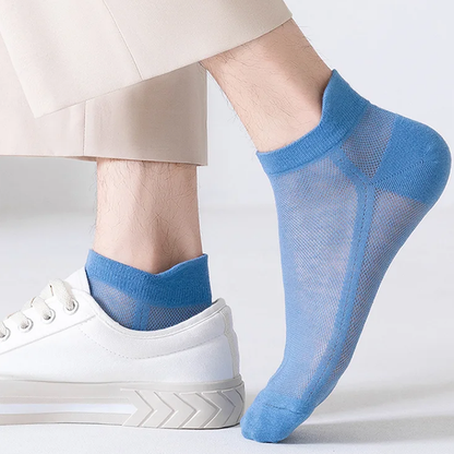 Noxord | Thin Grip Socks with Seamless Fit