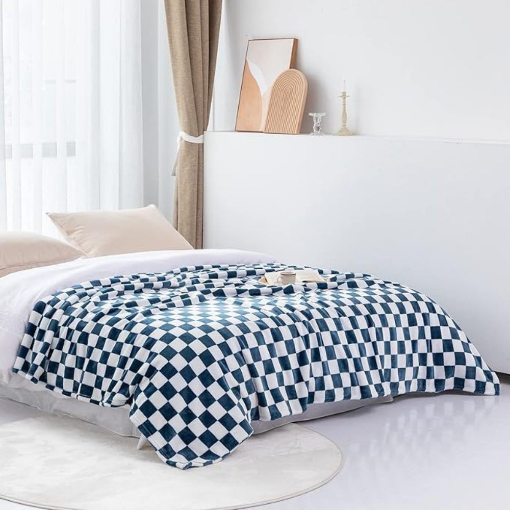 Cozy Plaid Throw Blanket for Home Decor