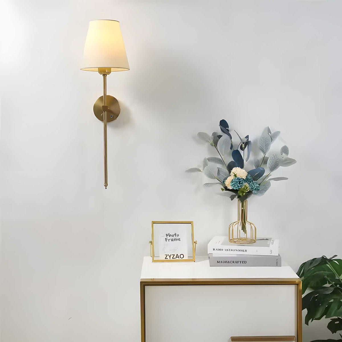 Stylish Cordless Wall Light