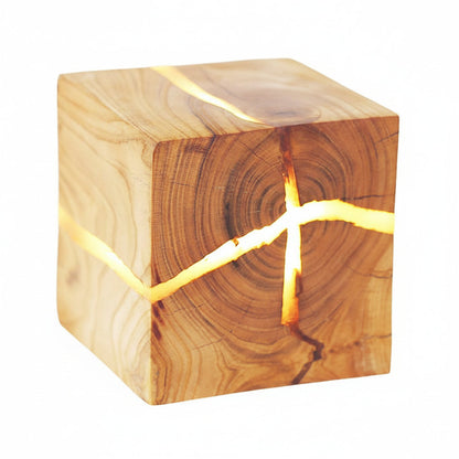 Rustic Wooden Wall Light – Natural Textured LED Sconce