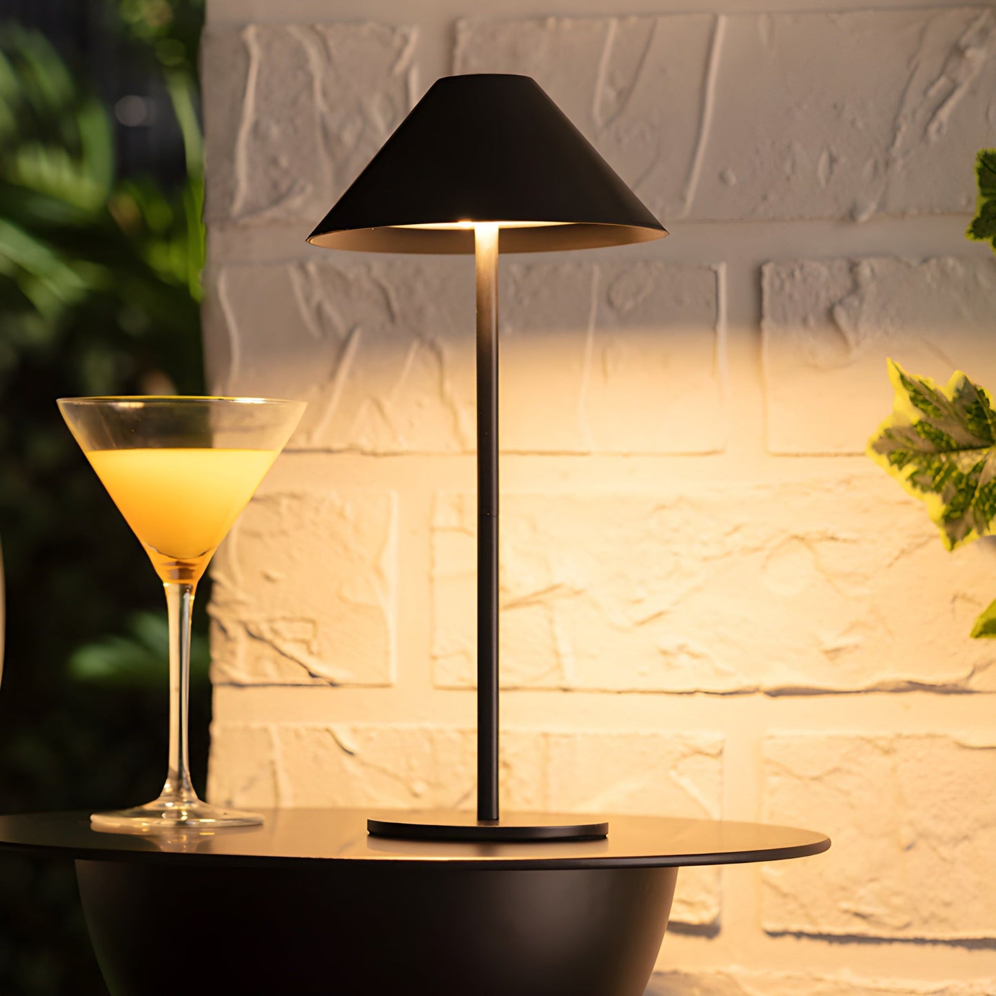 Slim Rechargeable Dimmable Table Lamp - Cofik