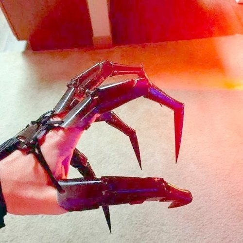 Spooky Claw Halloween Finger Props
