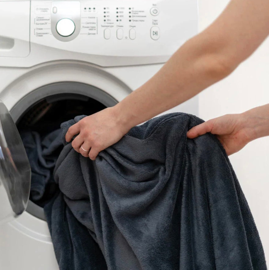 Soft Waterproof Throw Blanket
