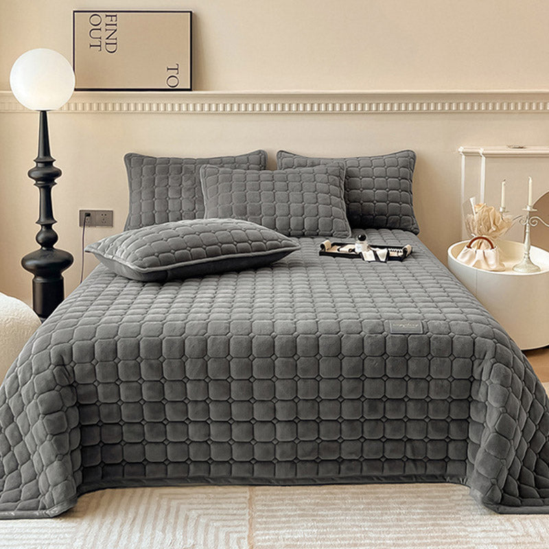 Plush Microfiber Bed Cover