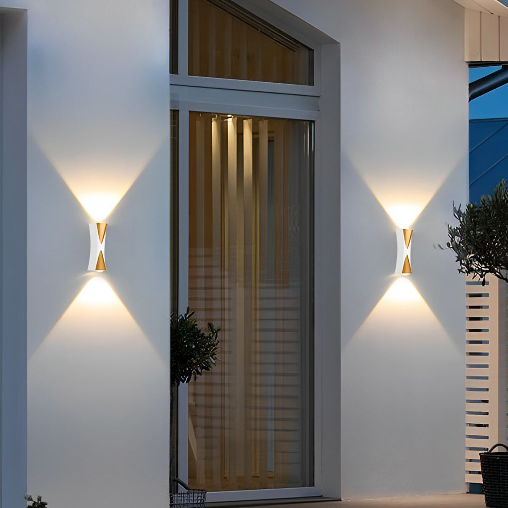 Bright Adjustable LED Outdoor Wall Light