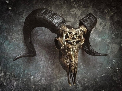 Decorative Ram Skull Figurine