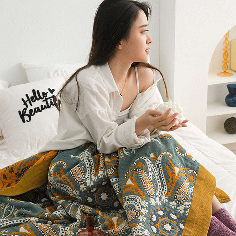 Natural Floral Reversible Quilt - Lightweight Cotton in Navy Blue