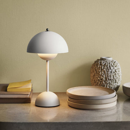 Dimmable Floral Desk Light