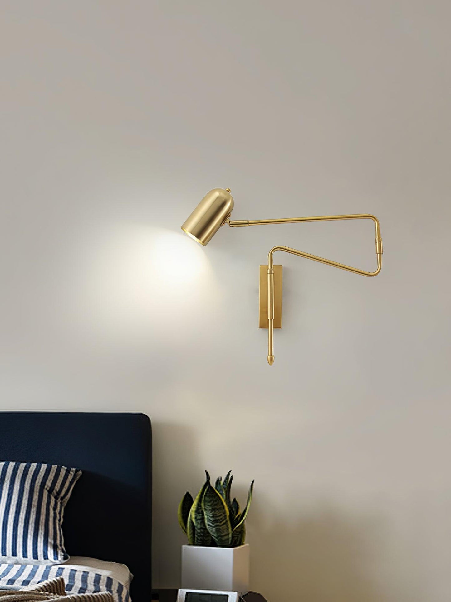 Flexible Swing Plug-in Wall Light Fixture