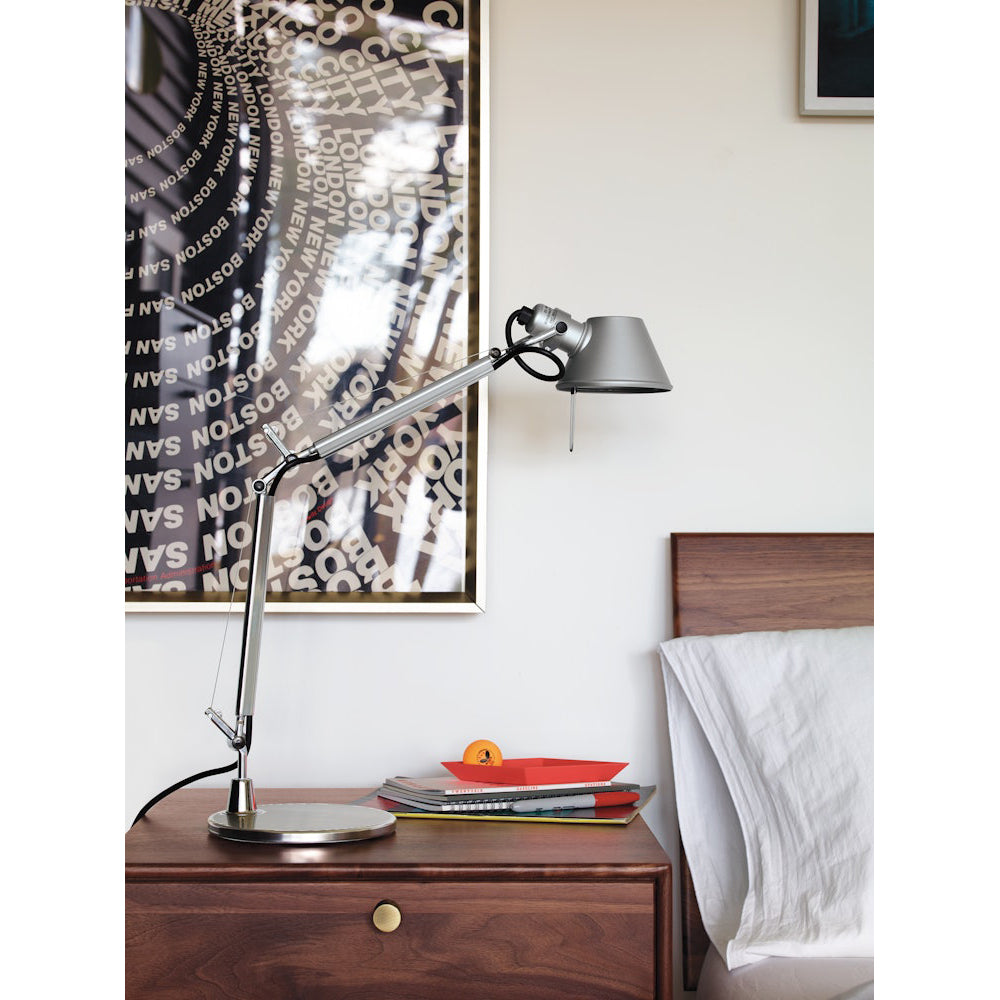 Rustic Stone Rocking Arm Lamp
