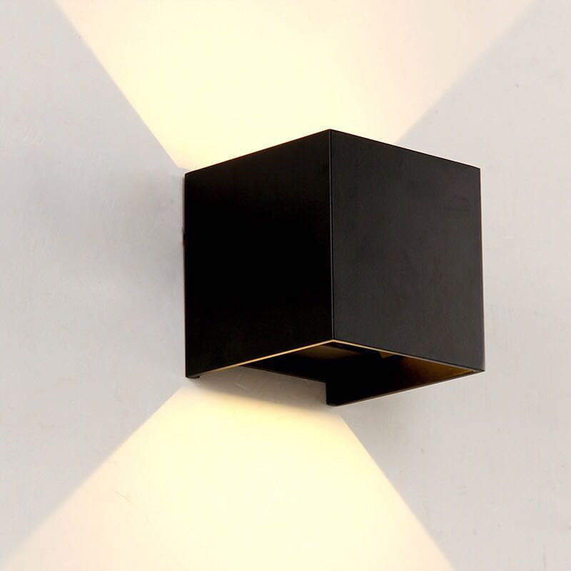 Sleek Contemporary LED Wall Lamp for Bedroom