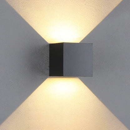 Sleek Contemporary LED Wall Lamp for Bedroom
