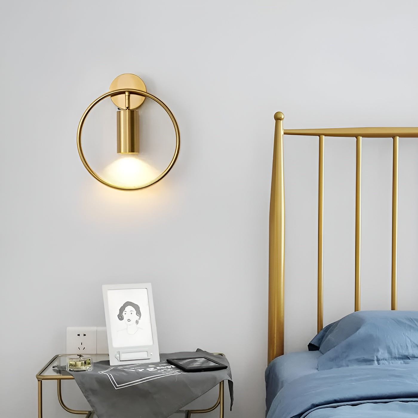 Stylish Round LED Wall Light Fixture