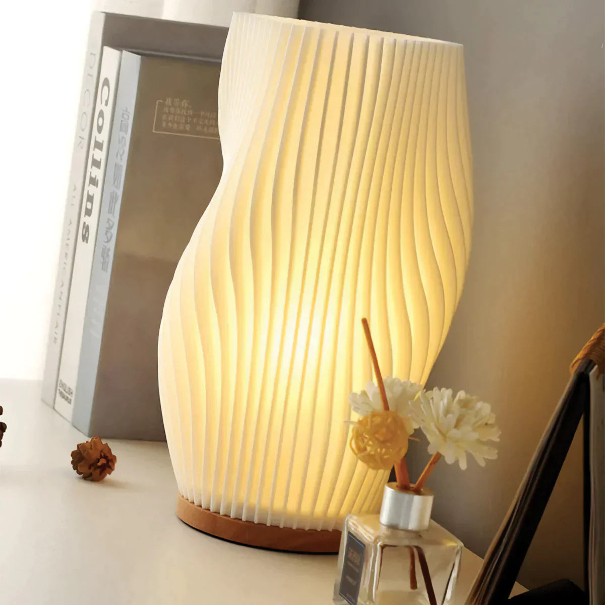 Bright Dual Light USB Desk Lamp