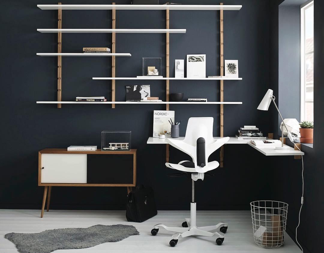 Small Simple Desk Lamp