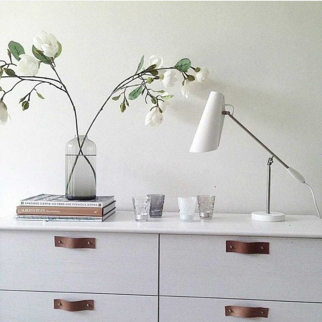 Small Simple Desk Lamp