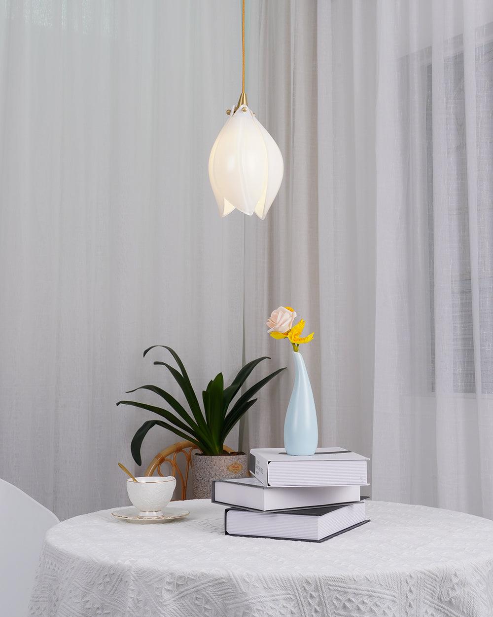 Elegant White Hanging Pendant Lamp