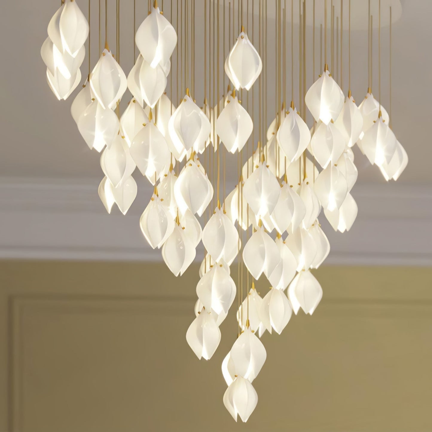 Elegant White Hanging Pendant Lamp