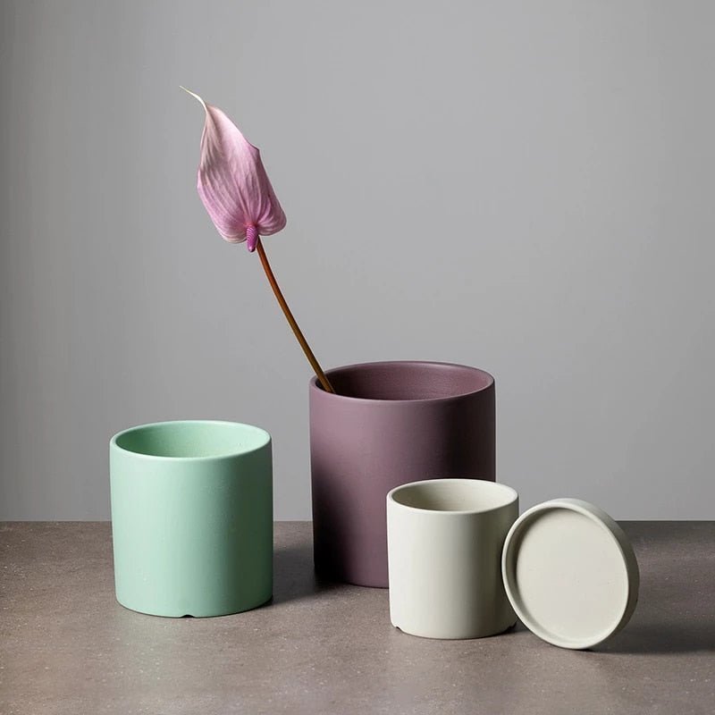 Beautiful Ceramic Planter with Saucer