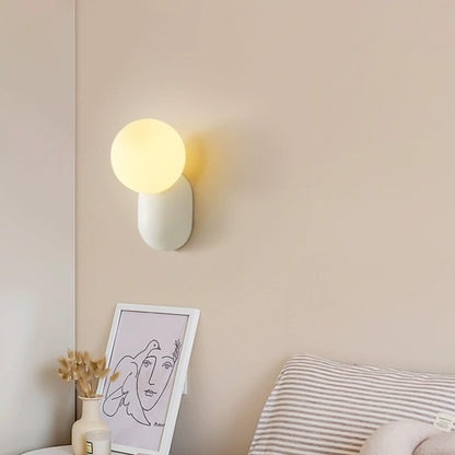 Stylish LED Resin Wall Light
