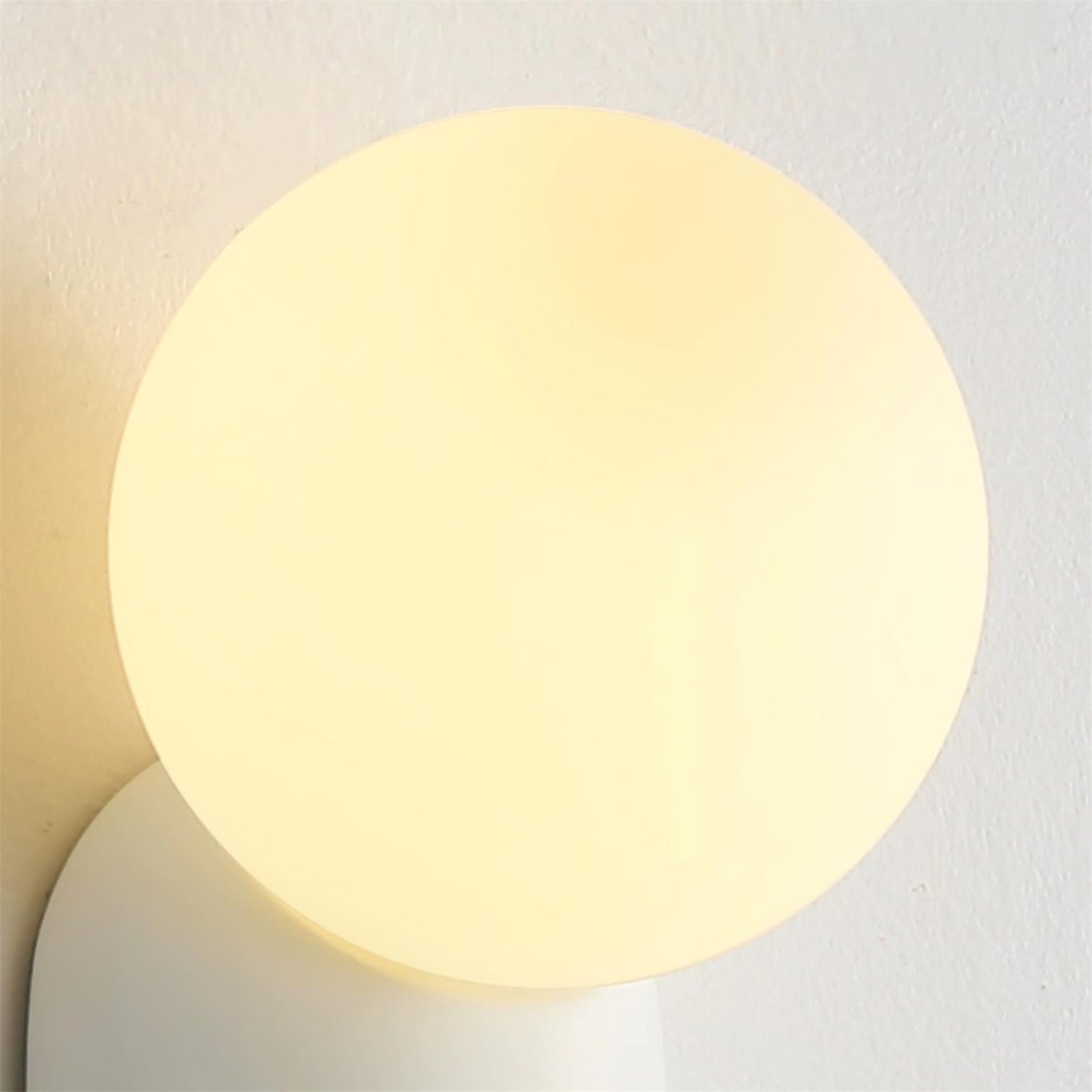 Stylish LED Resin Wall Light