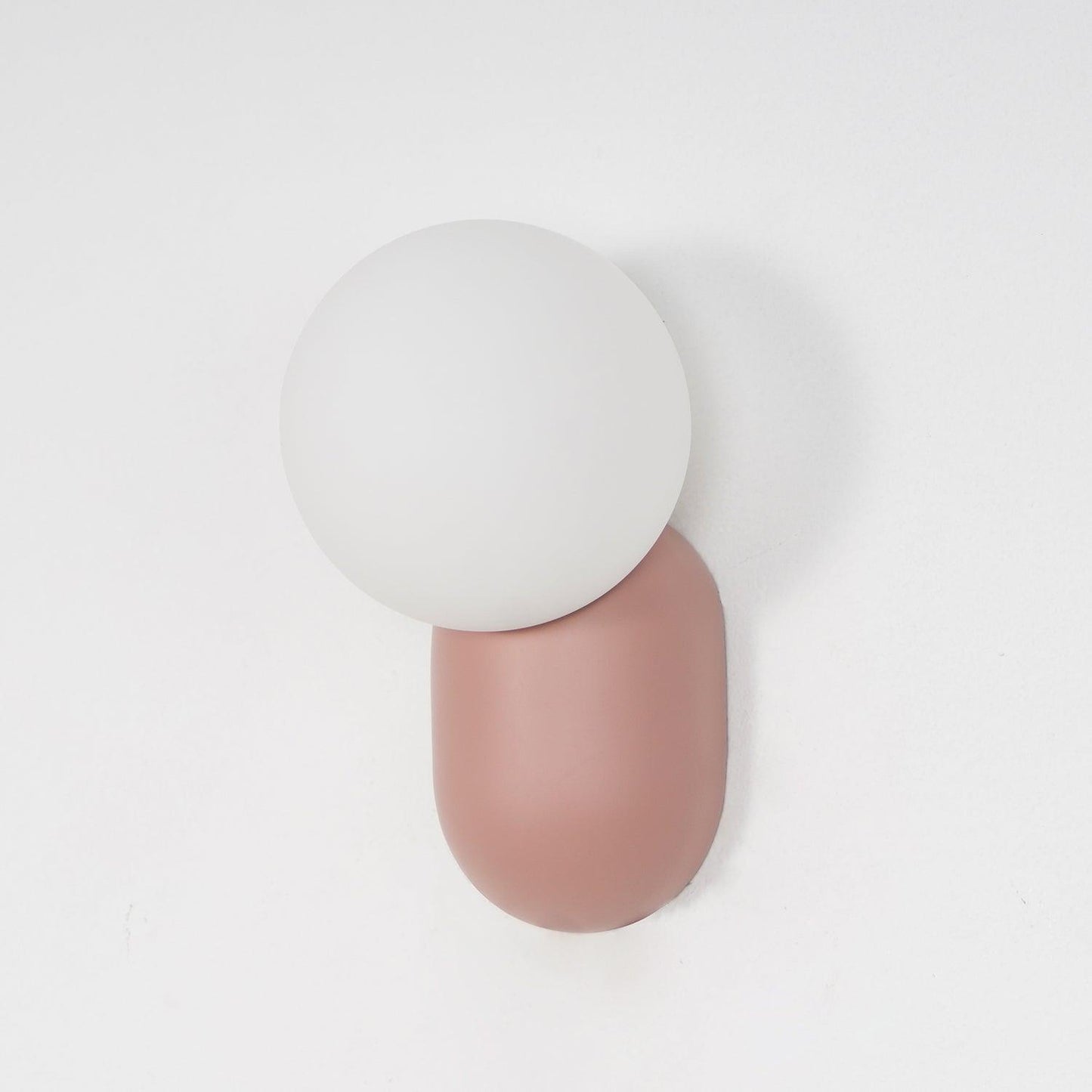 Stylish LED Resin Wall Light