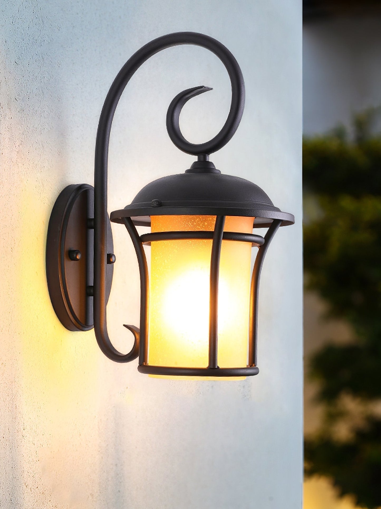 Contemporary LED Wall Lamp