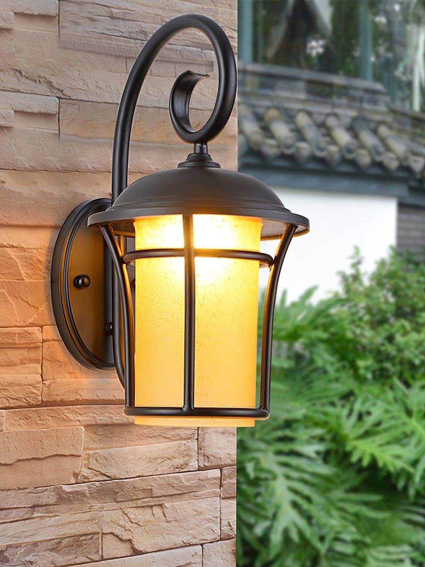 Contemporary LED Wall Lamp