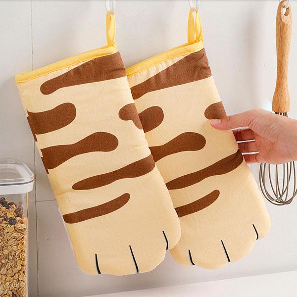 Cute Kitty Heat Resistant Oven Mitts