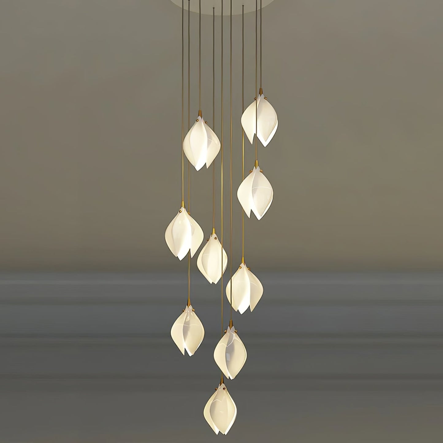 Elegant White Hanging Pendant Lamp